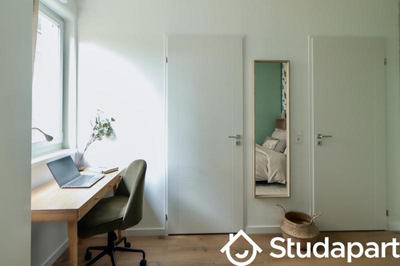 Chambre - 15 m² - 1 pièce