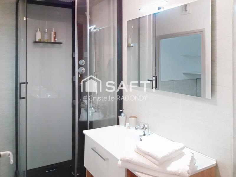 Maison - 152 m² - 9 pièces