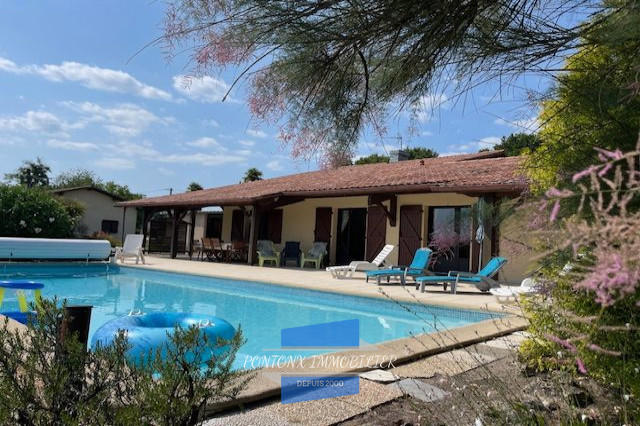 Villa - 154 m² - 6 pièces