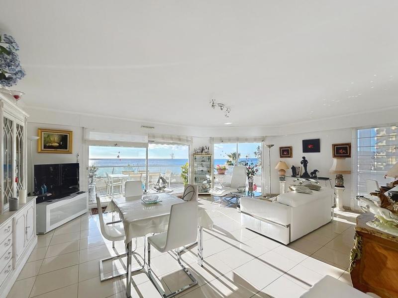 Appartement - 93 m² - 3 pièces