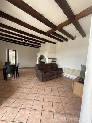 Corps de ferme - 222 m² - 7 pièces