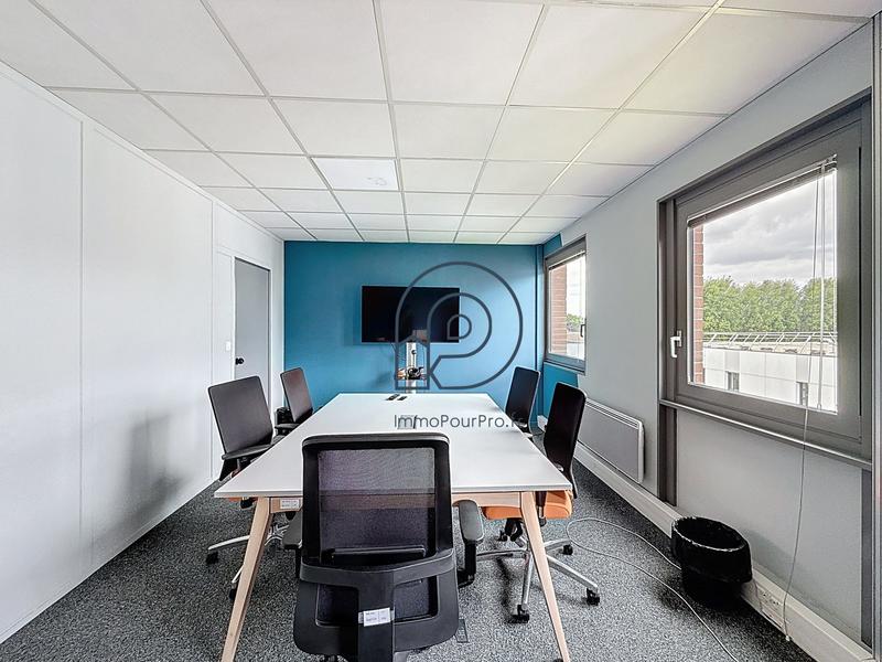 Bureau - 305 m²