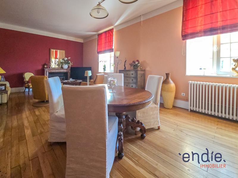 Duplex - 159 m² - 6 pièces