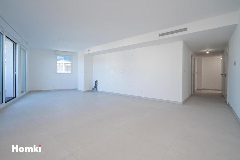 Appartement - 77 m² - 3 pièces