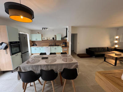 Maison - 132 m² - 5 pièces