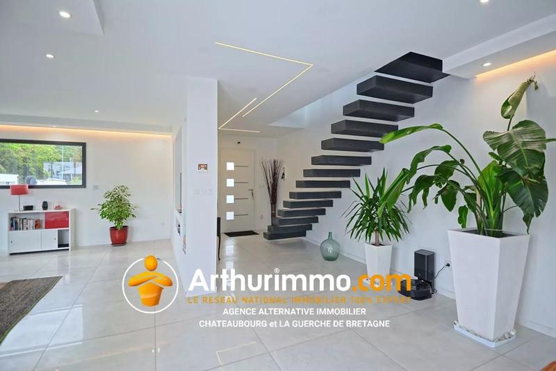 Maison - 142 m² - 6 pièces