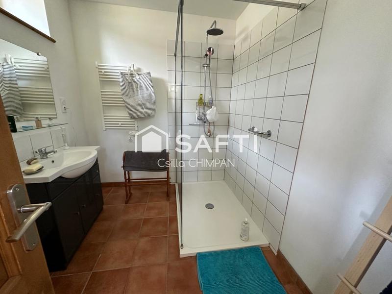 Maison - 186 m² - 6 pièces