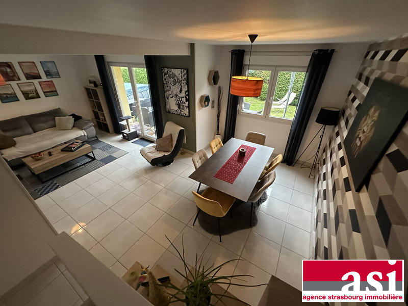 Maison contemporaine - 228 m² - 10 pièces