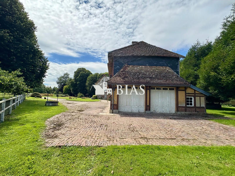 Manoir - 326 m² - 7 pièces