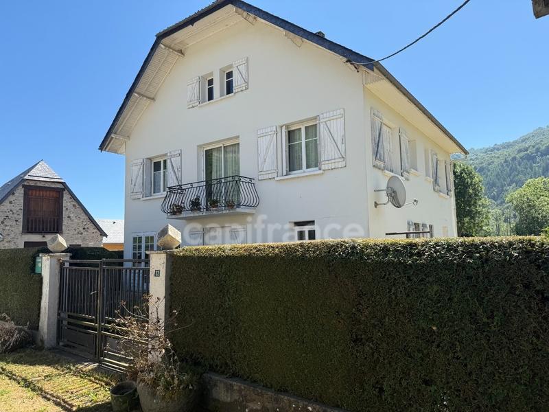Maison de village - 150 m² - 8 pièces