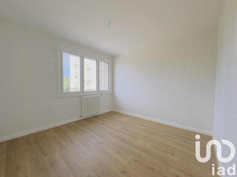 Appartement - 81 m² - 3 pièces