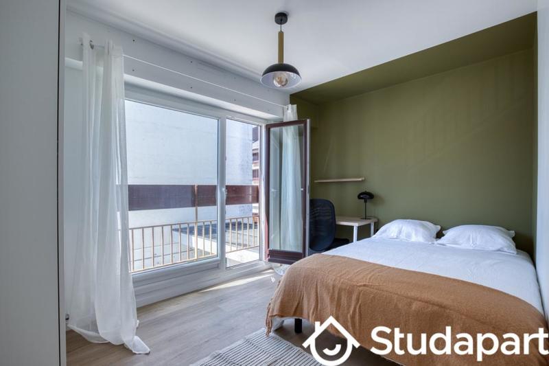 Chambre - 55 m² - 1 pièce