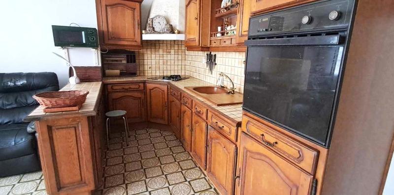 Maison - 99 m² - 16 pièces