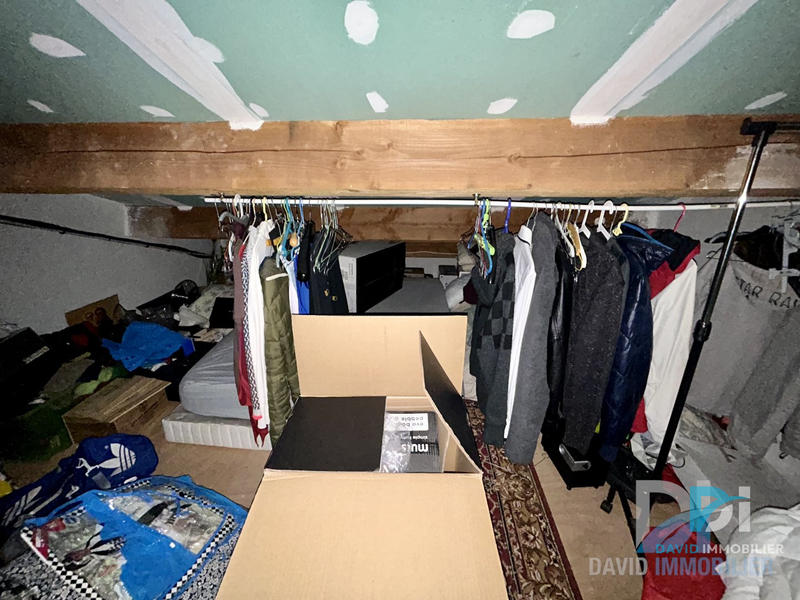 Maison - 218 m² - 6 pièces