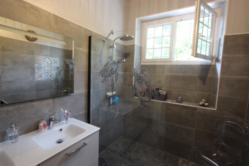 Maison - 225 m² - 7 pièces