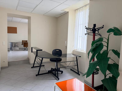 Local commercial - 83 m²