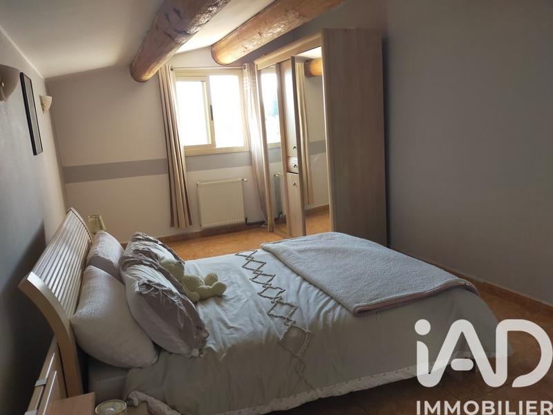 Maison - 267 m² - 5 pièces