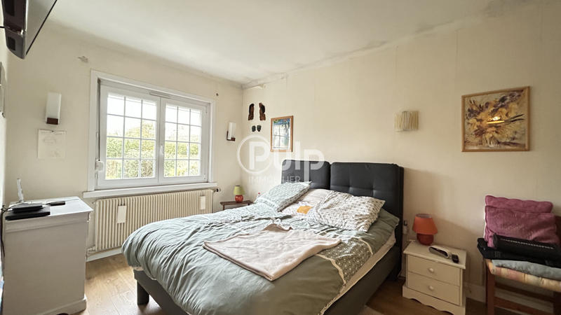 Pavillon - 120 m² - 8 pièces