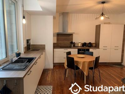 Chambre - 15 m² - 1 pièce