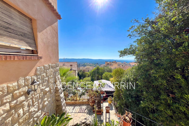 Maison - 135 m² - 4 pièces