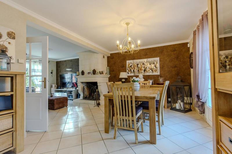 Maison - 155 m² - 6 pièces