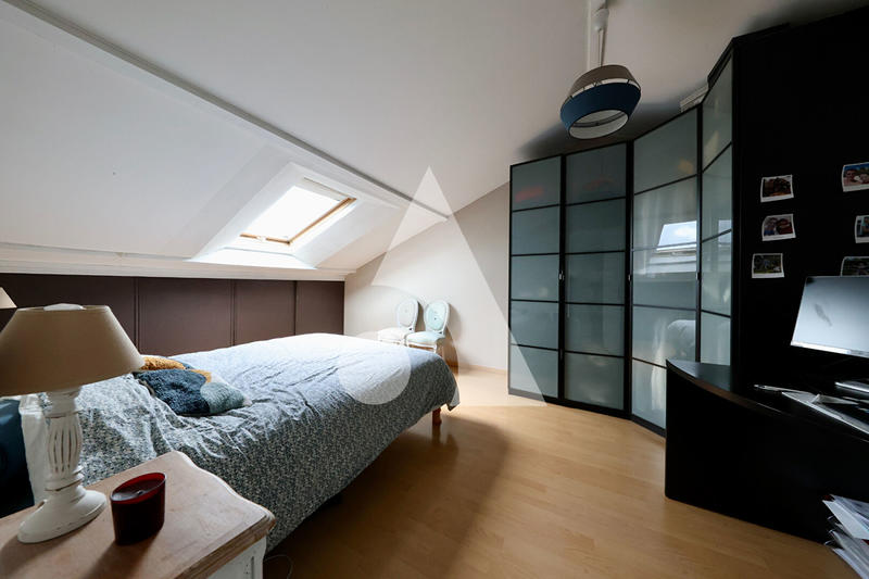 Maison - 140 m² - 7 pièces