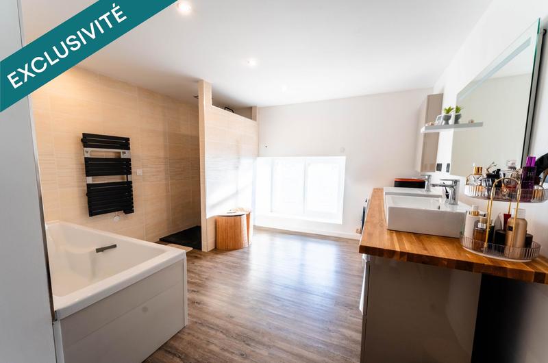 Maison - 159 m² - 4 pièces