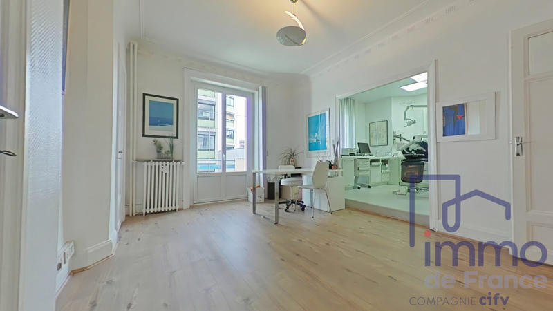 Appartement - 93 m² - 3 pièces