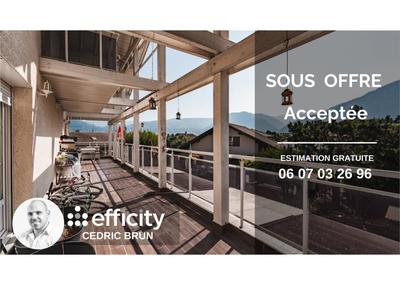 Appartement - 146 m² - 7 pièces