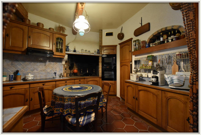 Maison - 209 m² - 8 pièces