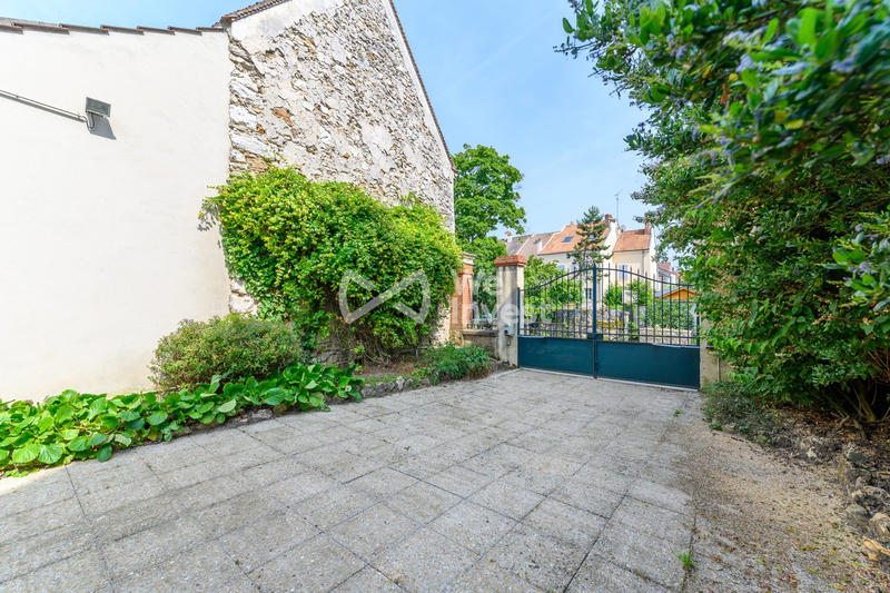 Duplex - 187 m² - 10 pièces