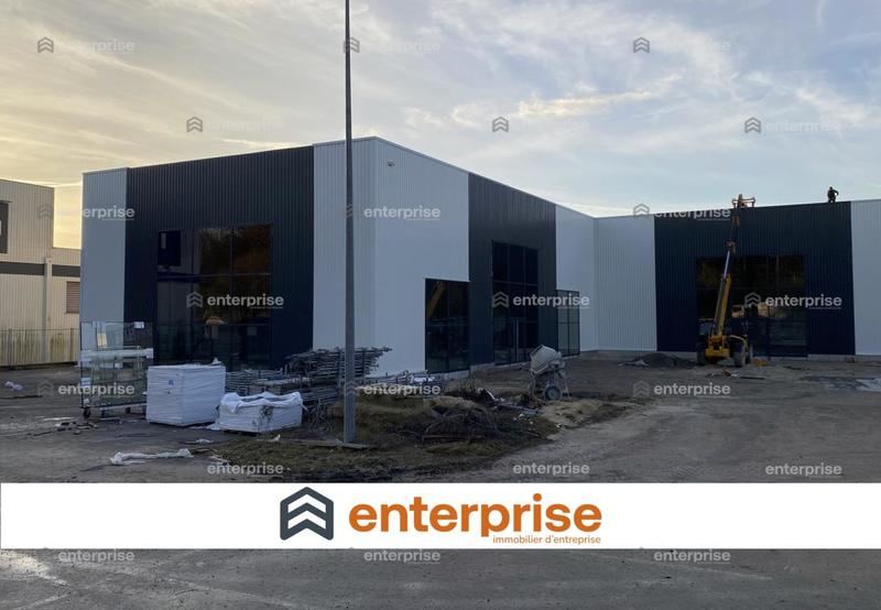 Local commercial - 621 m²