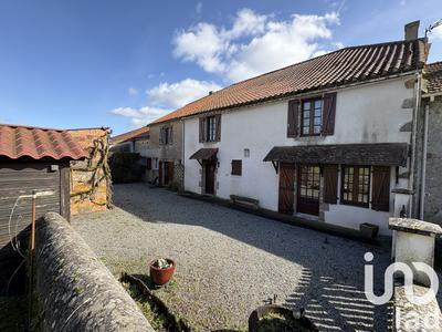 Maison - 220 m² - 7 pièces