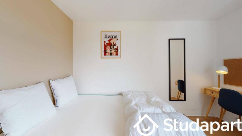 Chambre - 9 m² - 1 pièce