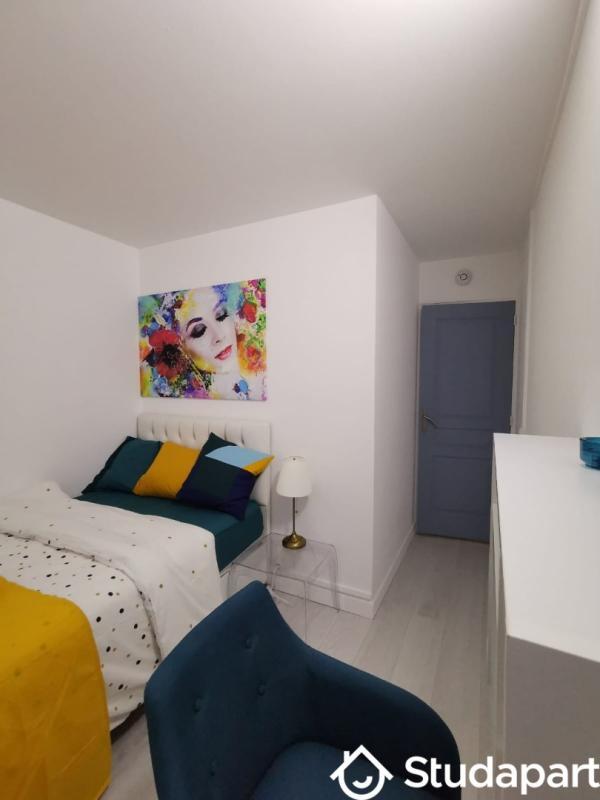 Chambre - 11 m² - 1 pièce