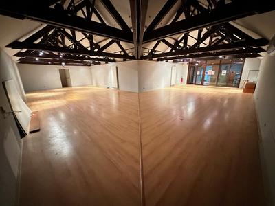 Local d'activités - 180 m²