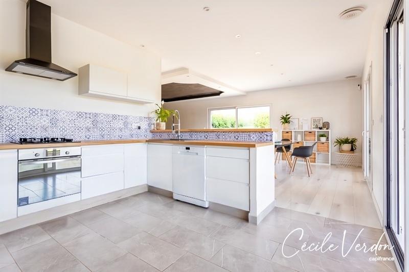 Maison - 142 m² - 6 pièces