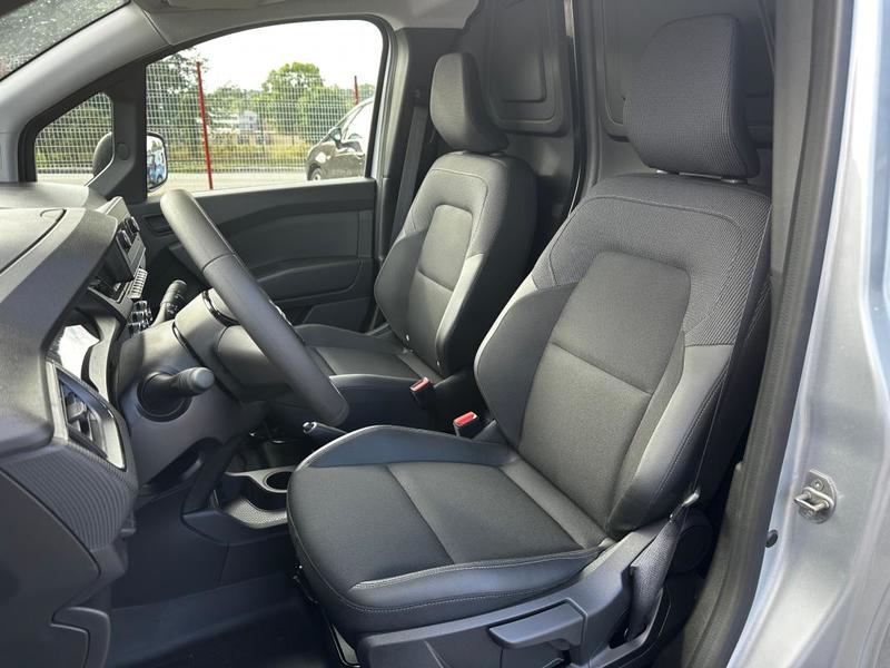 Nissan Townstar Fourgon Electrique Ev L1 45kwh Chargeur 22kw Gsr2b Acenta