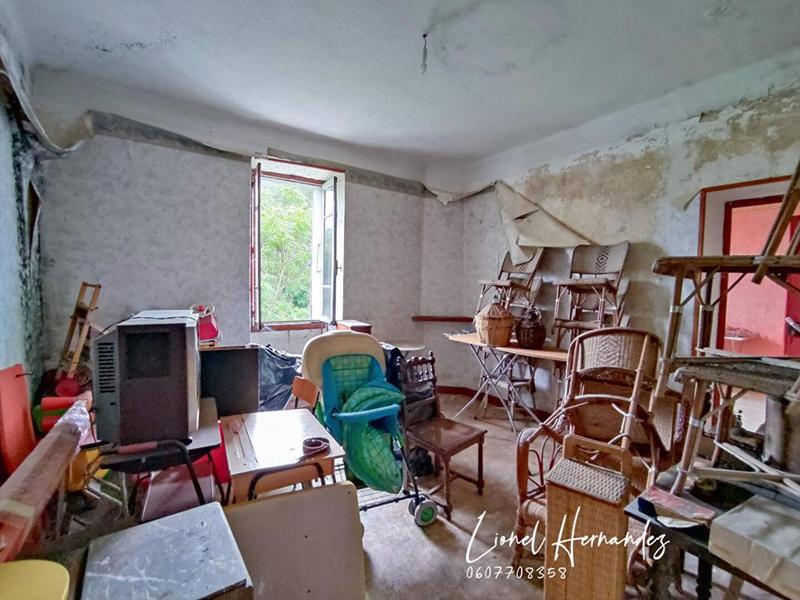 Immeuble - 195 m² - 9 pièces