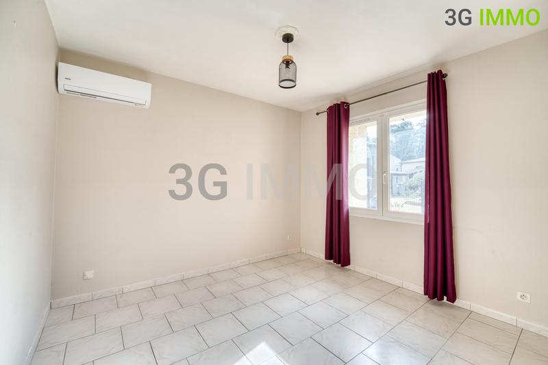 Villa - 153 m² - 6 pièces