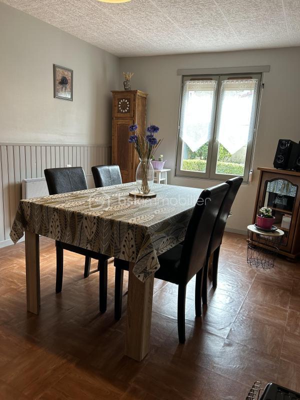 Maison de village - 80 m² - 5 pièces