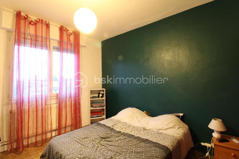 Appartement - 84 m² - 4 pièces