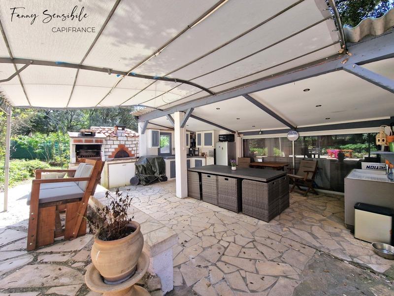 Maison - 102 m² - 4 pièces