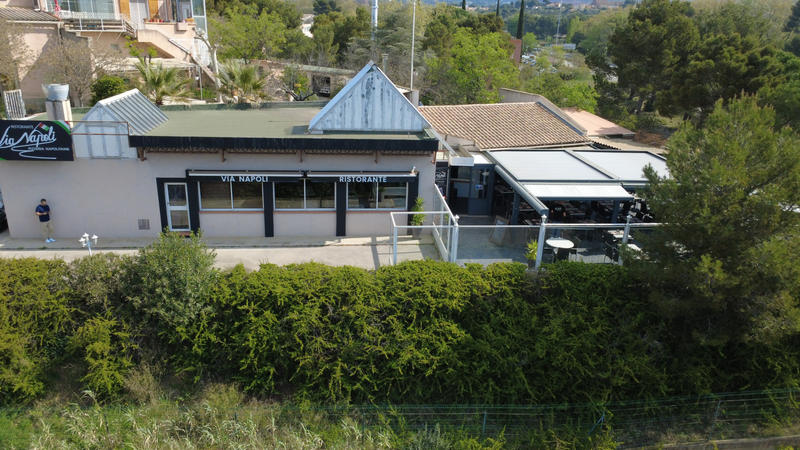 Local commercial - 253 m² - 3 pièces