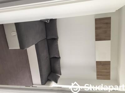 Chambre - 11 m² - 1 pièce