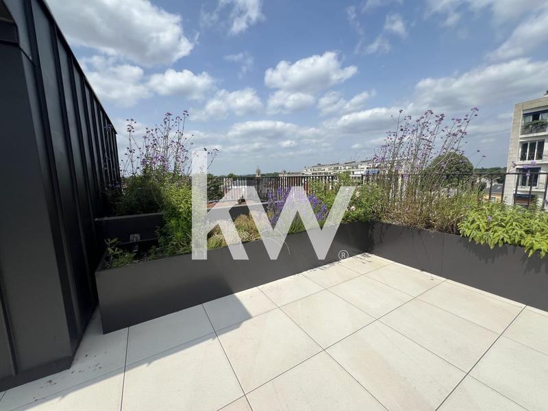 Appartement - 125 m² - 5 pièces