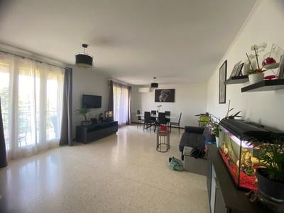 Villa - 101 m² - 4 pièces