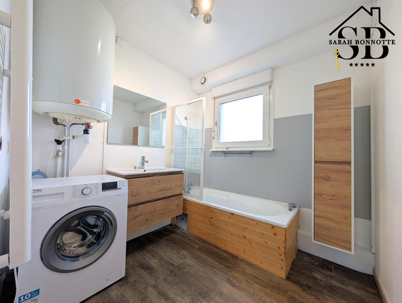 Appartement - 75 m² - 4 pièces