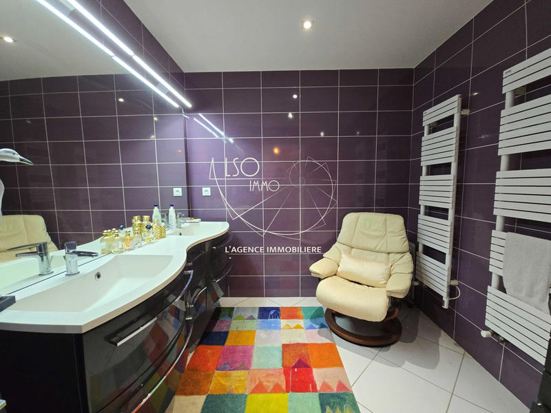 Appartement - 97 m² - 3 pièces