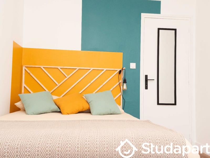 Chambre - 10 m² - 1 pièce